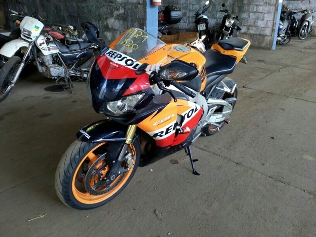 HONDA CBR 1000 RR FIREBLADE 2015